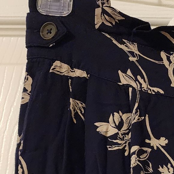 Urban Outfitters Diane Floral Paperbag Wide Leg Pants Size 6 - Picture 6 of 11